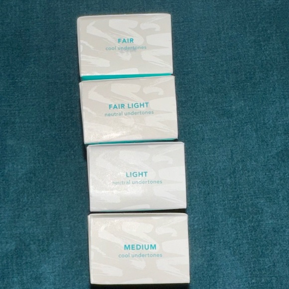 Thrive Causemetics CC Cream SPF 35 + Makeup Bag  YOU CHOOSE SHADE - Picture 8 of 10